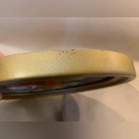 đ¤SOLD LOCALLYđ¤Set of Vintage Oval Floral Paintings in Gold Painted Frames - Picture 9 of 15